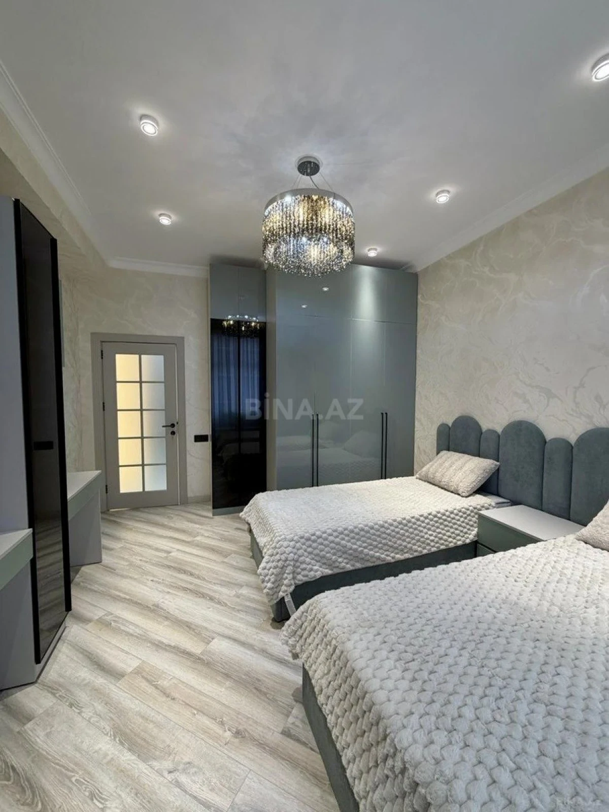 Satılır 3 otaqlı mənzil 90 m²