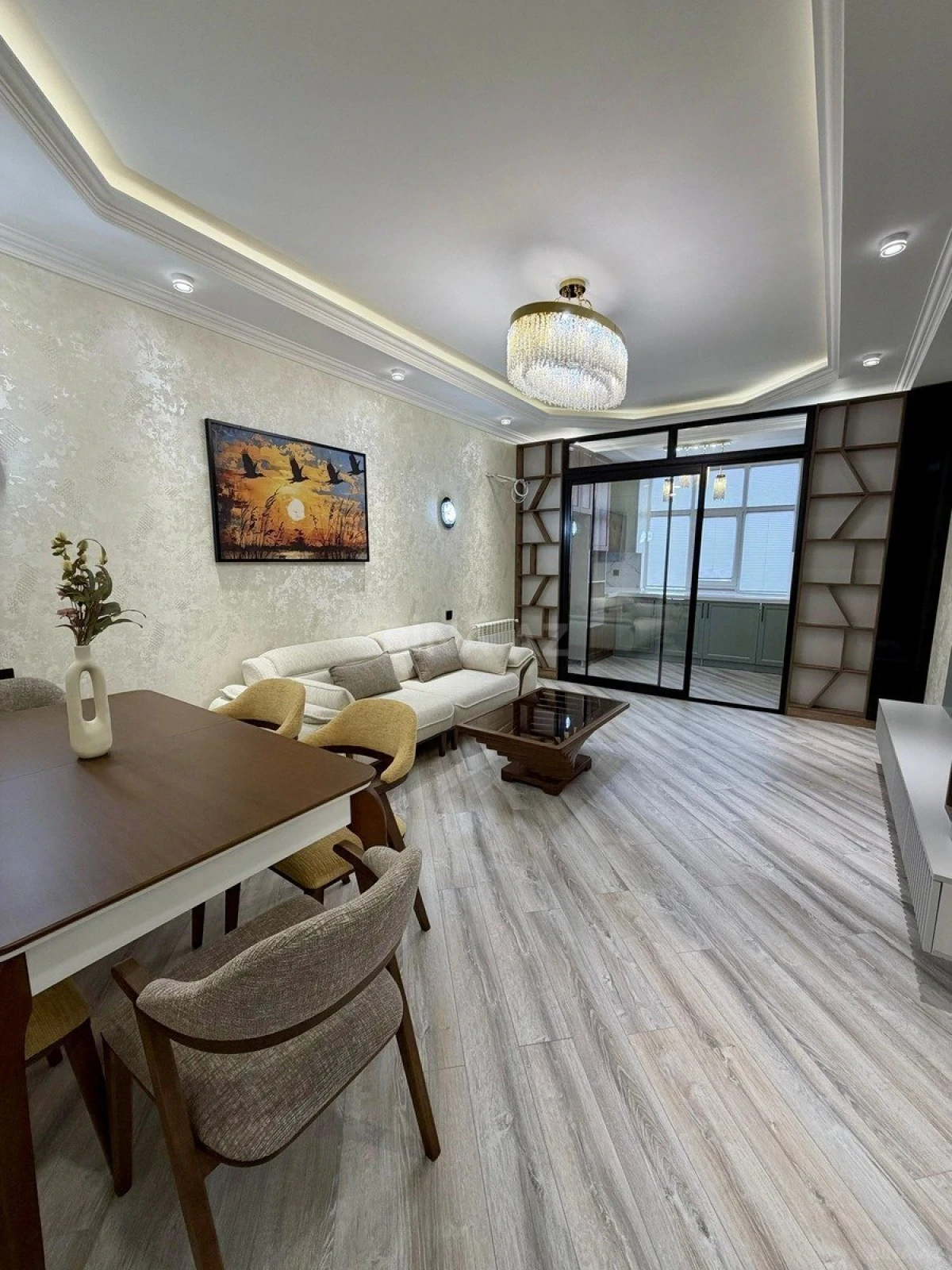 Satılır 3 otaqlı mənzil 90 m²