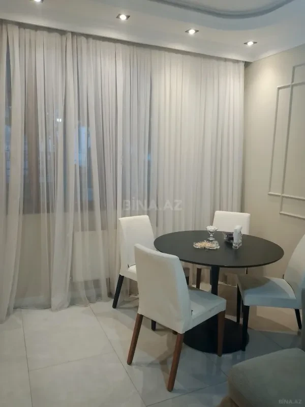 Kirayə verilir 2 otaqlı mənzil 55 m²