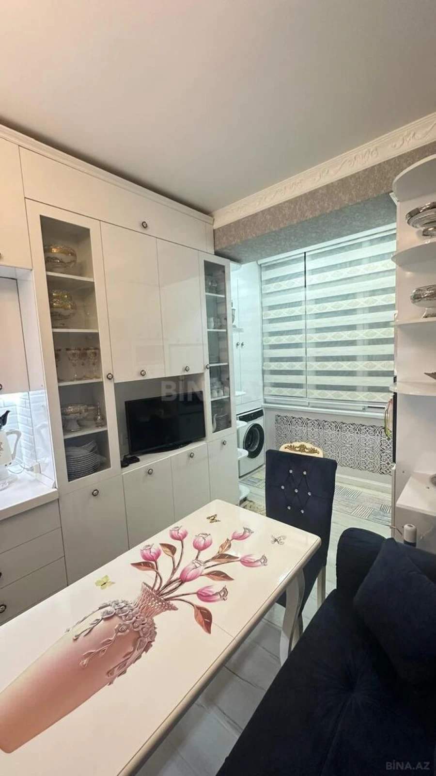 Satılır 4 otaqlı mənzil 148 m²