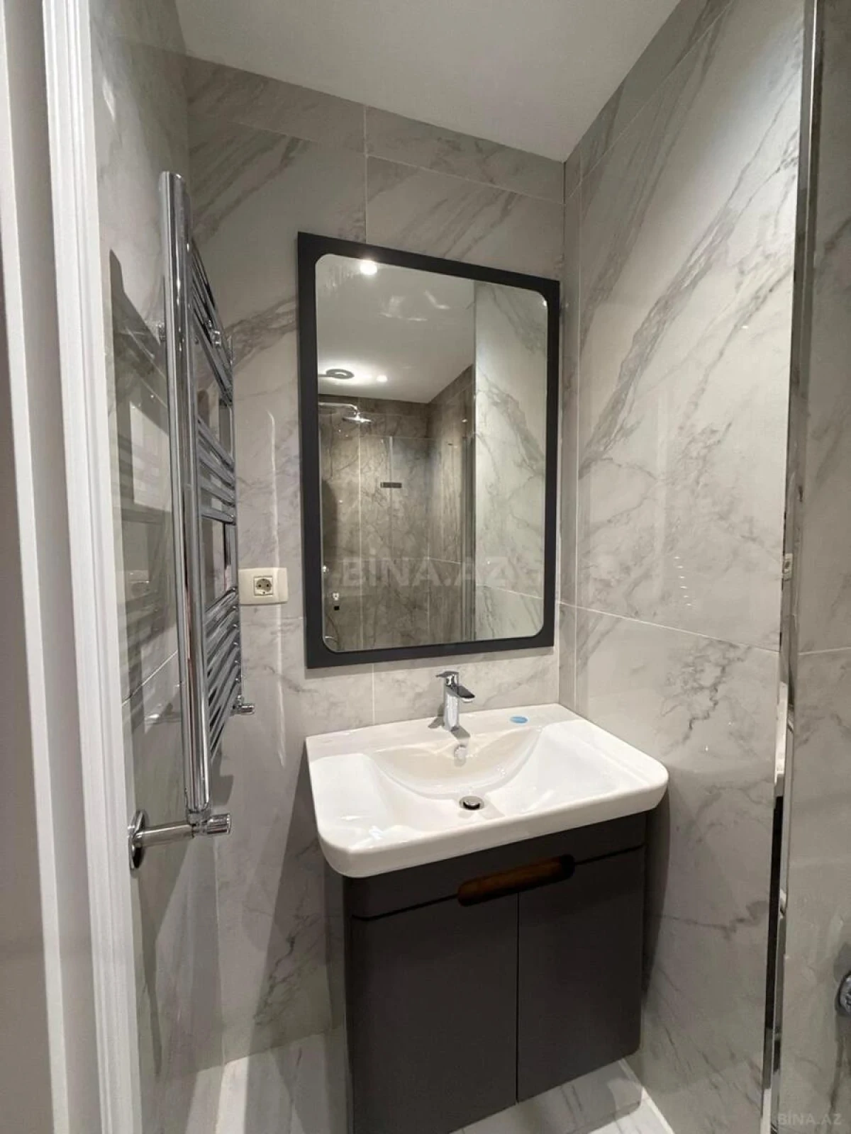 Kirayə verilir 2 otaqlı mənzil 55 m²