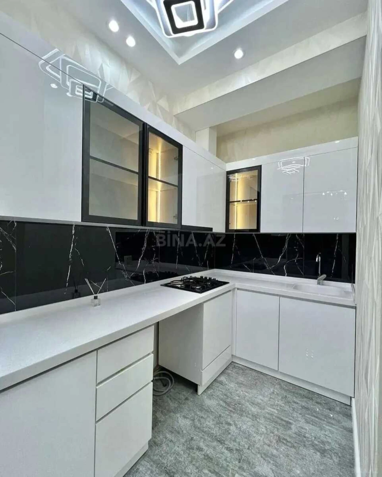 Kirayə verilir 3 otaqlı mənzil 65 m²