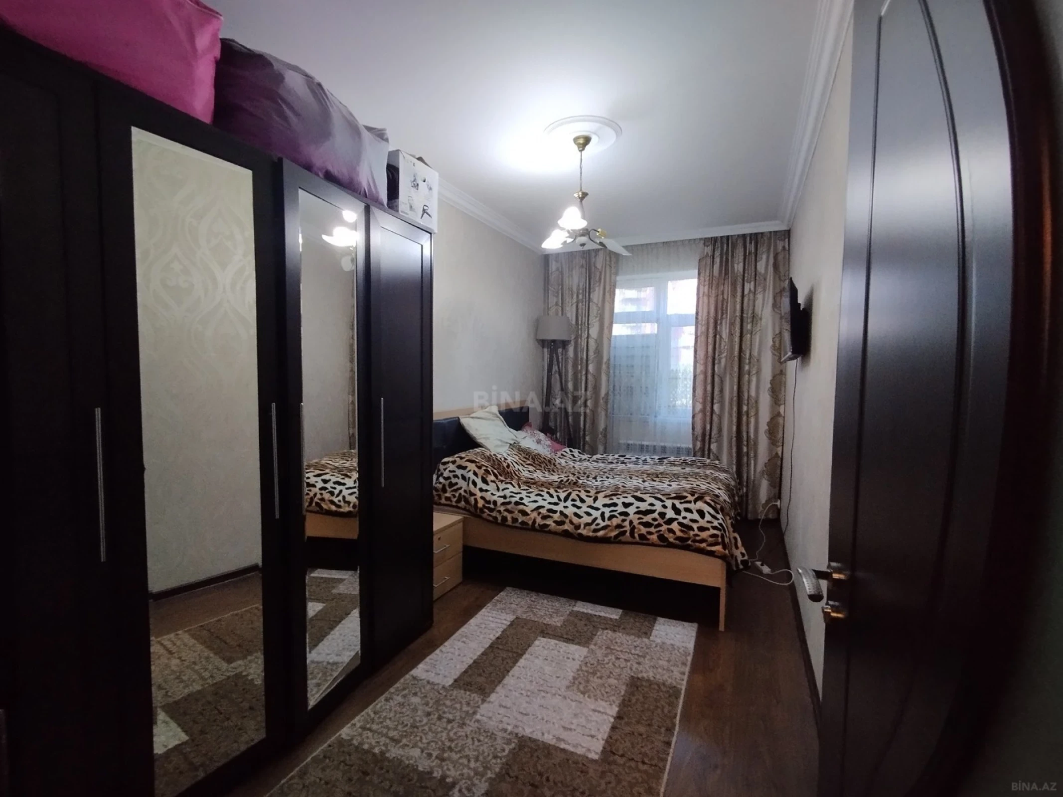 Satılır 2 otaqlı mənzil 54 m²