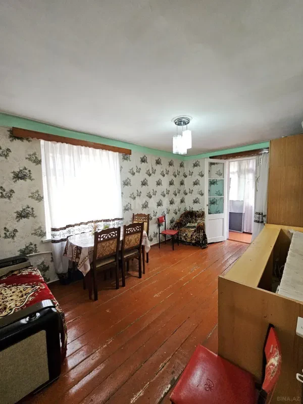 Satılır 1 otaqlı mənzil 33 m²