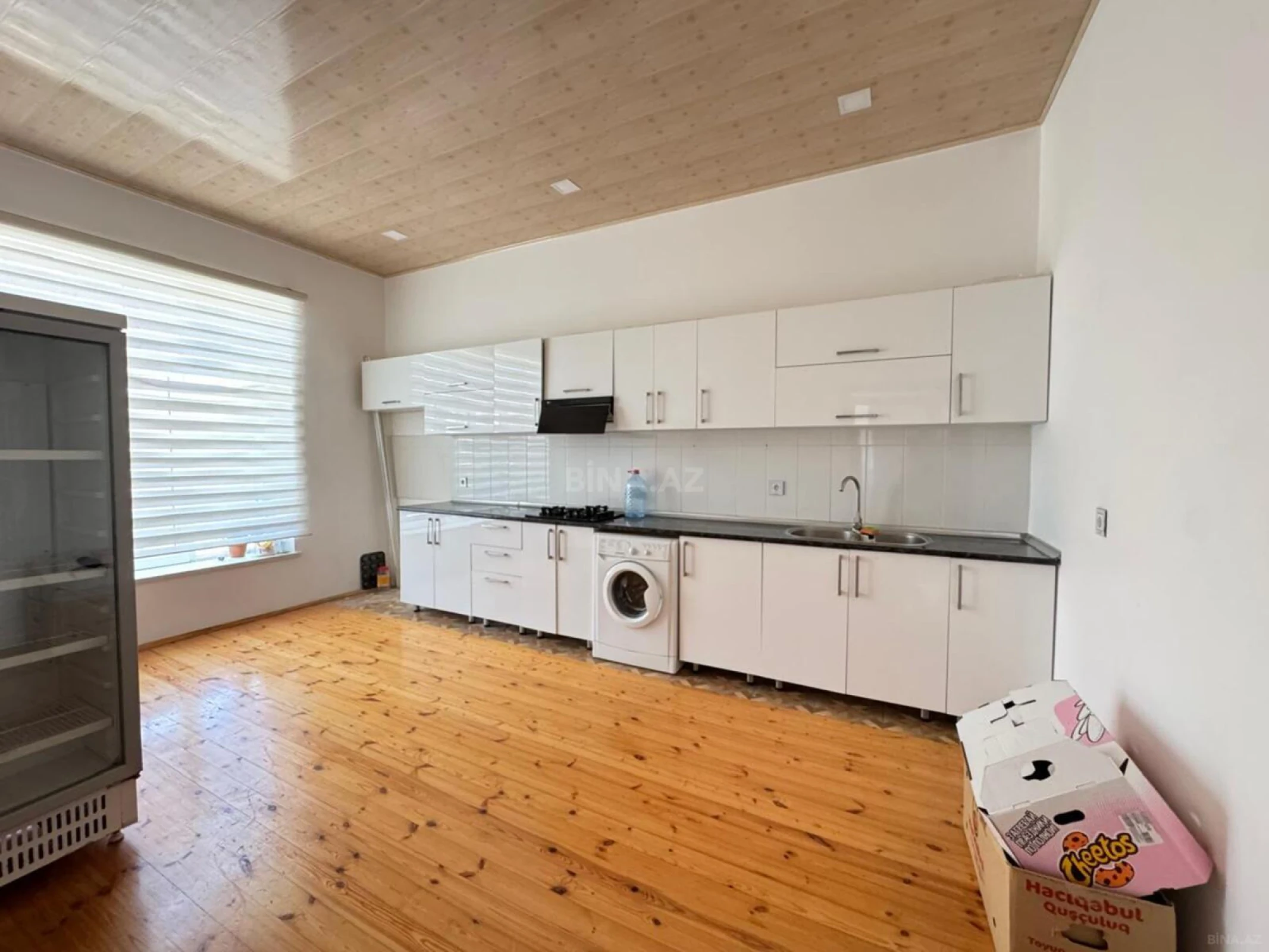 Satılır 4 otaqlı həyət evi 250 m²