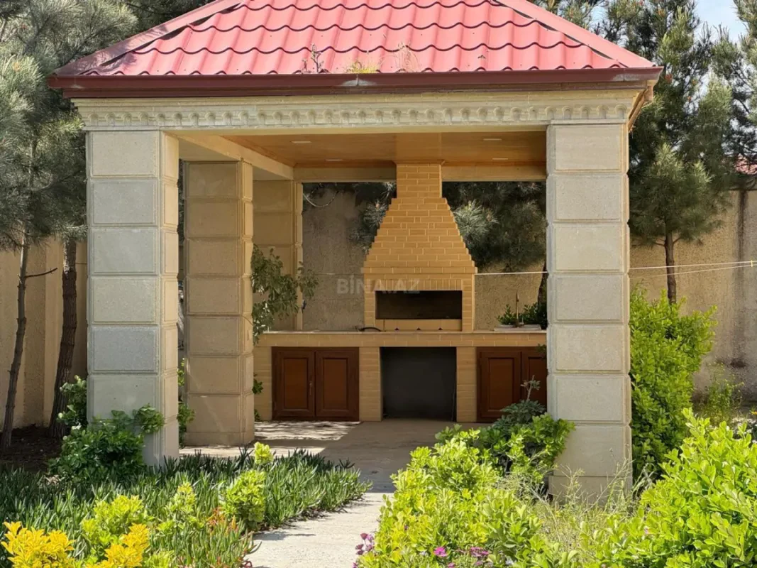 Satılır 4 otaqlı həyət evi 250 m²