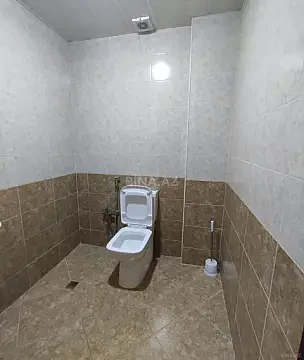 Kirayə verilir 3 otaqlı mənzil 130 m²