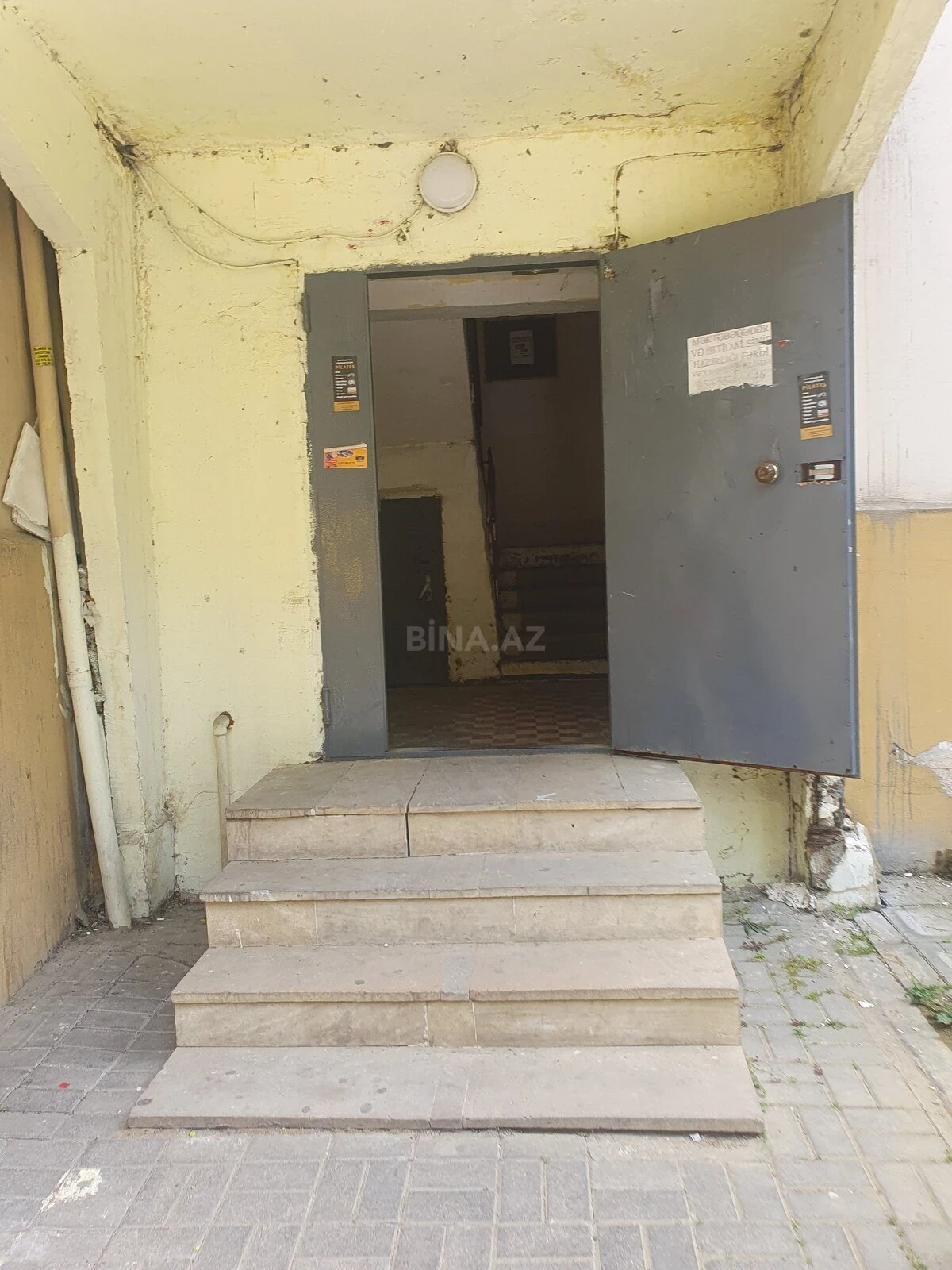 Satılır 1 otaqlı mənzil 30 m²
