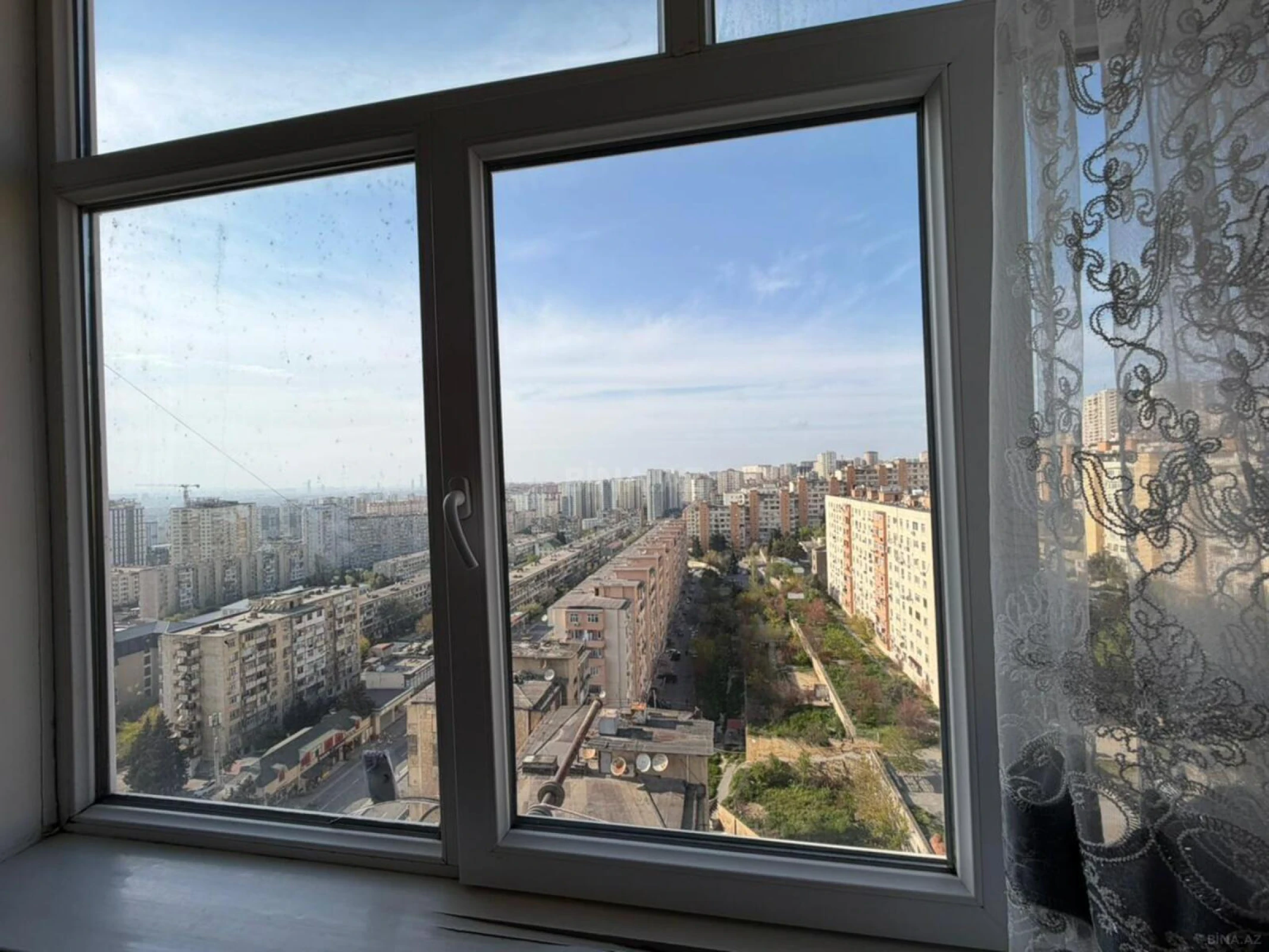 Satılır 2 otaqlı mənzil 65 m²