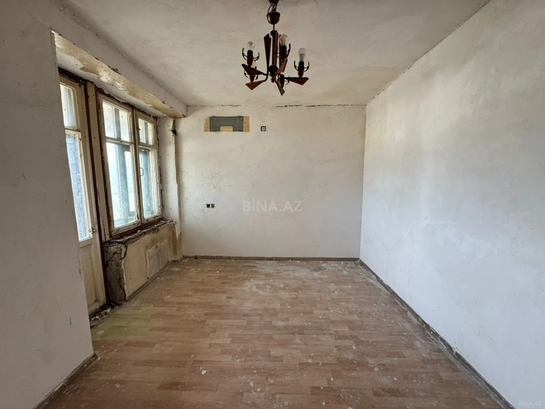 Satılır 2 otaqlı mənzil 48 m²