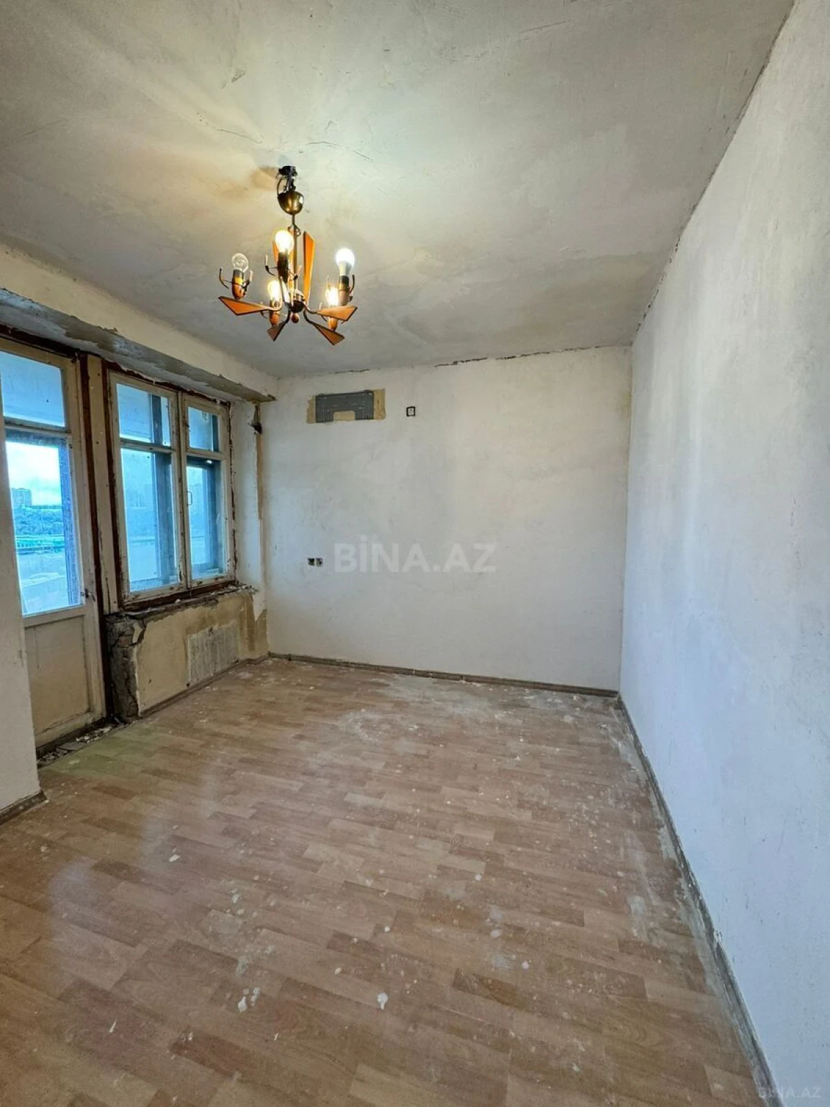 Satılır 2 otaqlı mənzil 48 m²