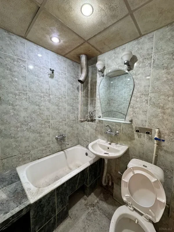 Satılır 2 otaqlı mənzil 48 m²