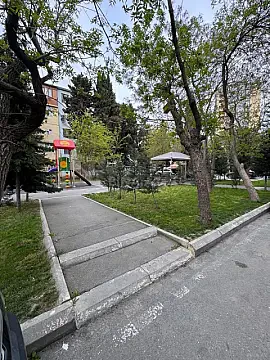Satılır 2 otaqlı mənzil 46 m²