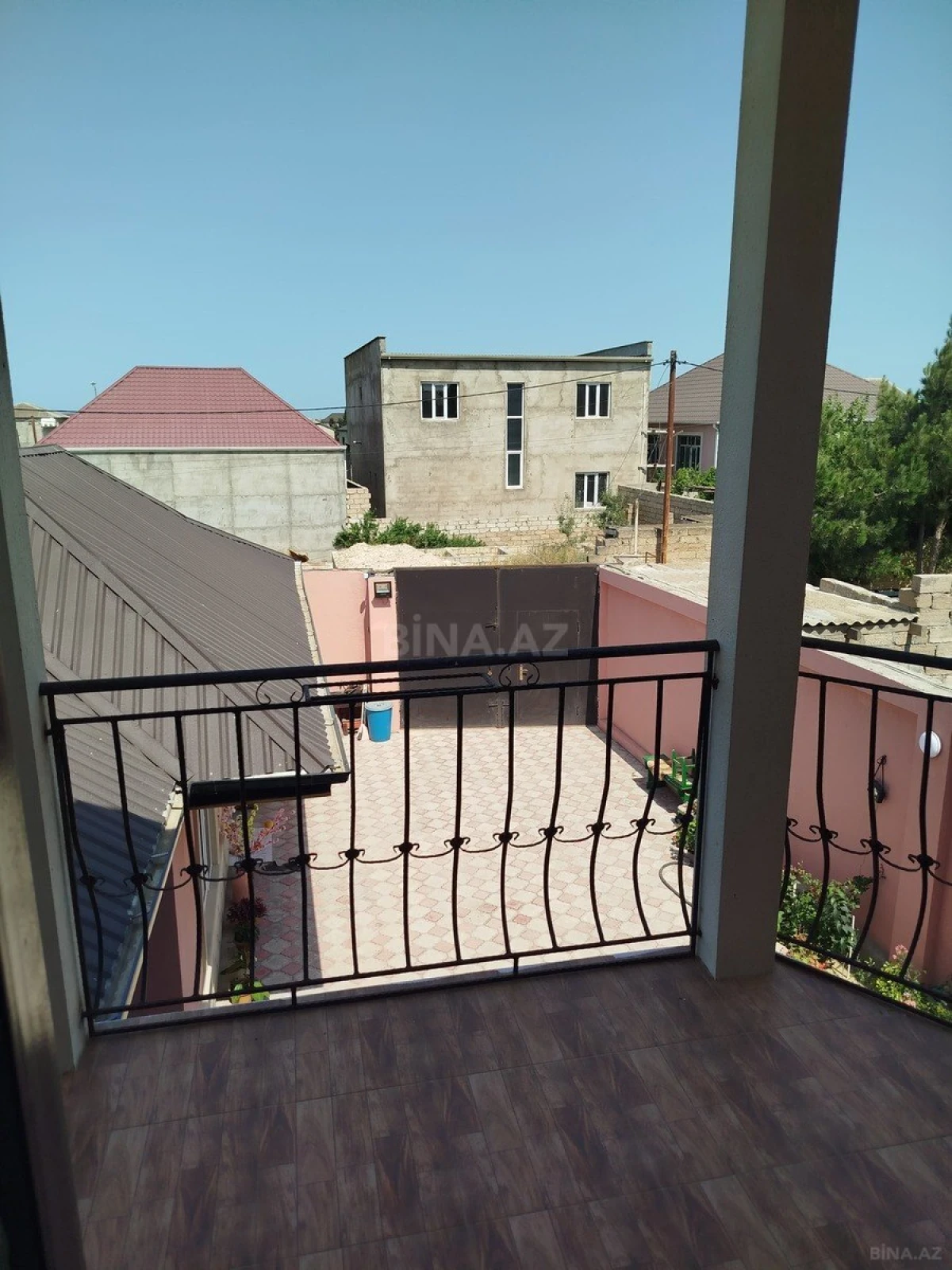 Satılır 6 otaqlı həyət evi 160 m²