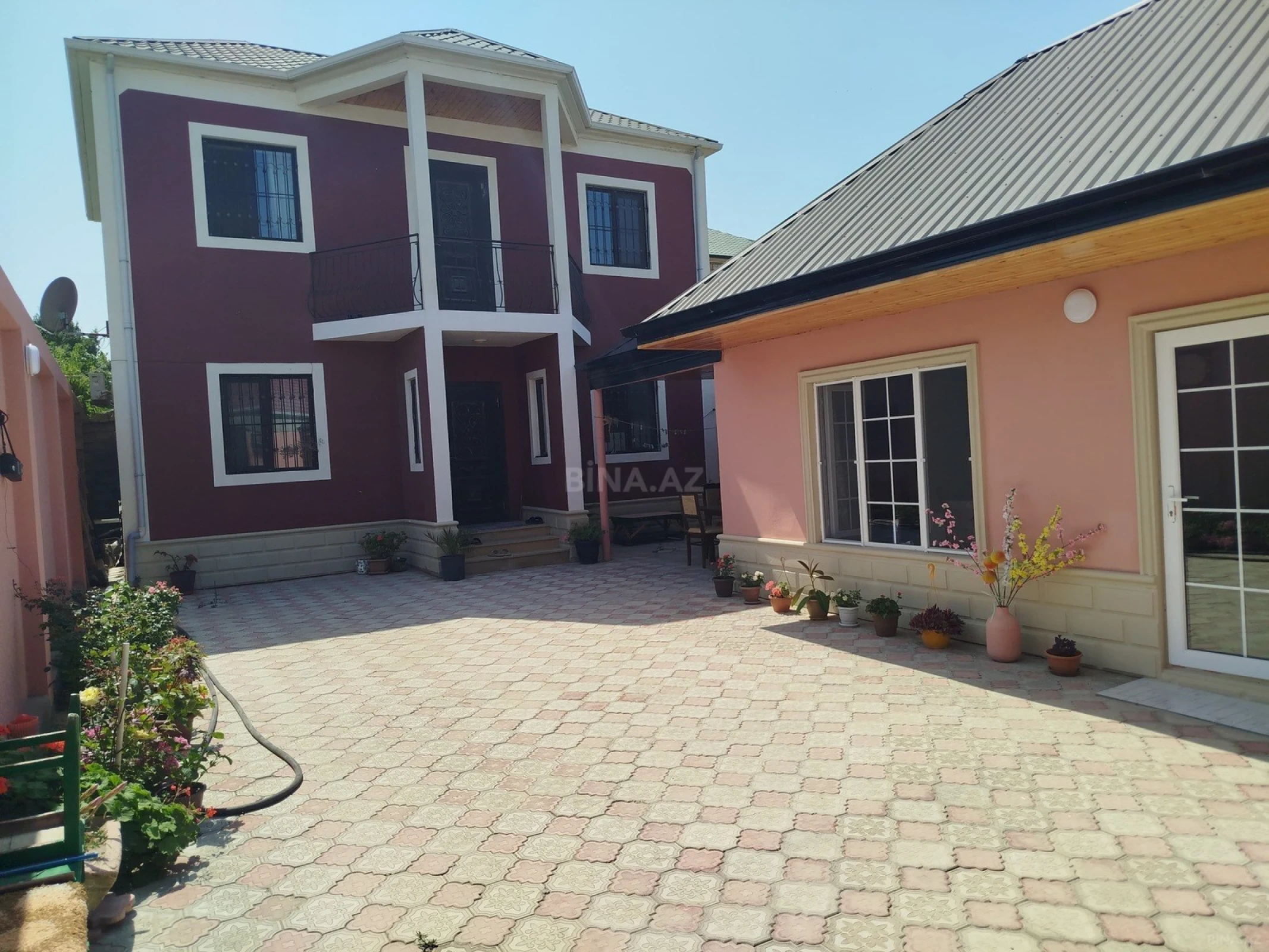 Satılır 6 otaqlı həyət evi 160 m²