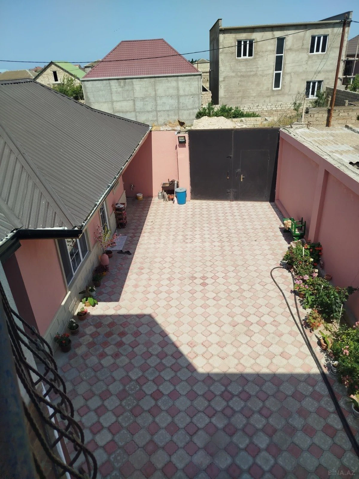 Satılır 6 otaqlı həyət evi 160 m²