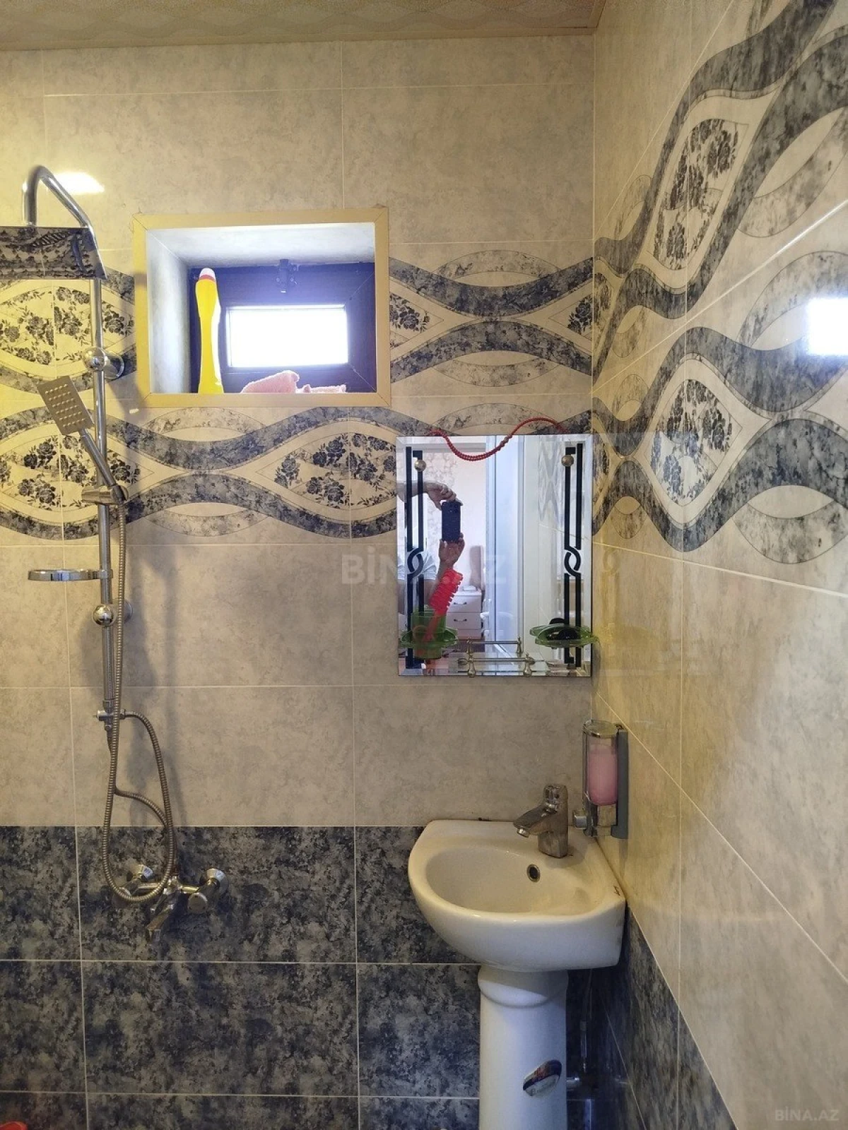 Satılır 6 otaqlı həyət evi 160 m²