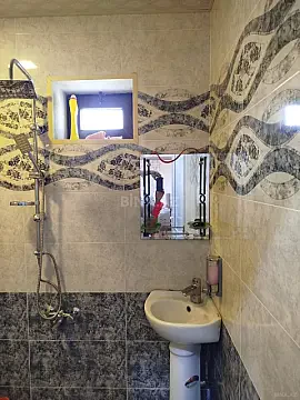 Satılır 6 otaqlı həyət evi 160 m²
