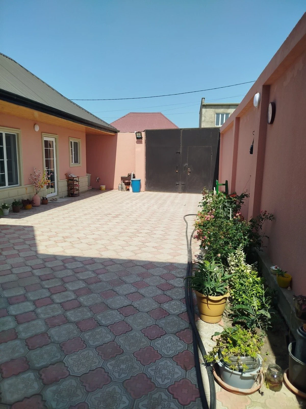 Satılır 6 otaqlı həyət evi 160 m²