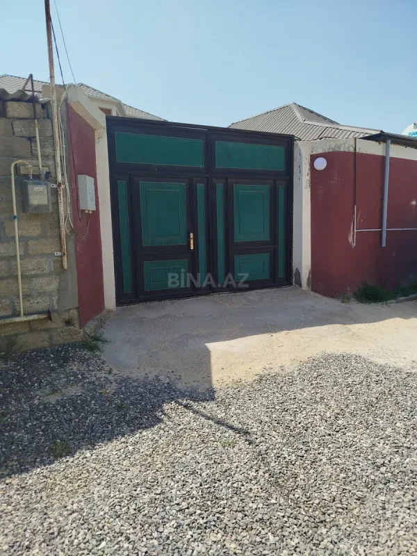 Satılır 6 otaqlı həyət evi 160 m²
