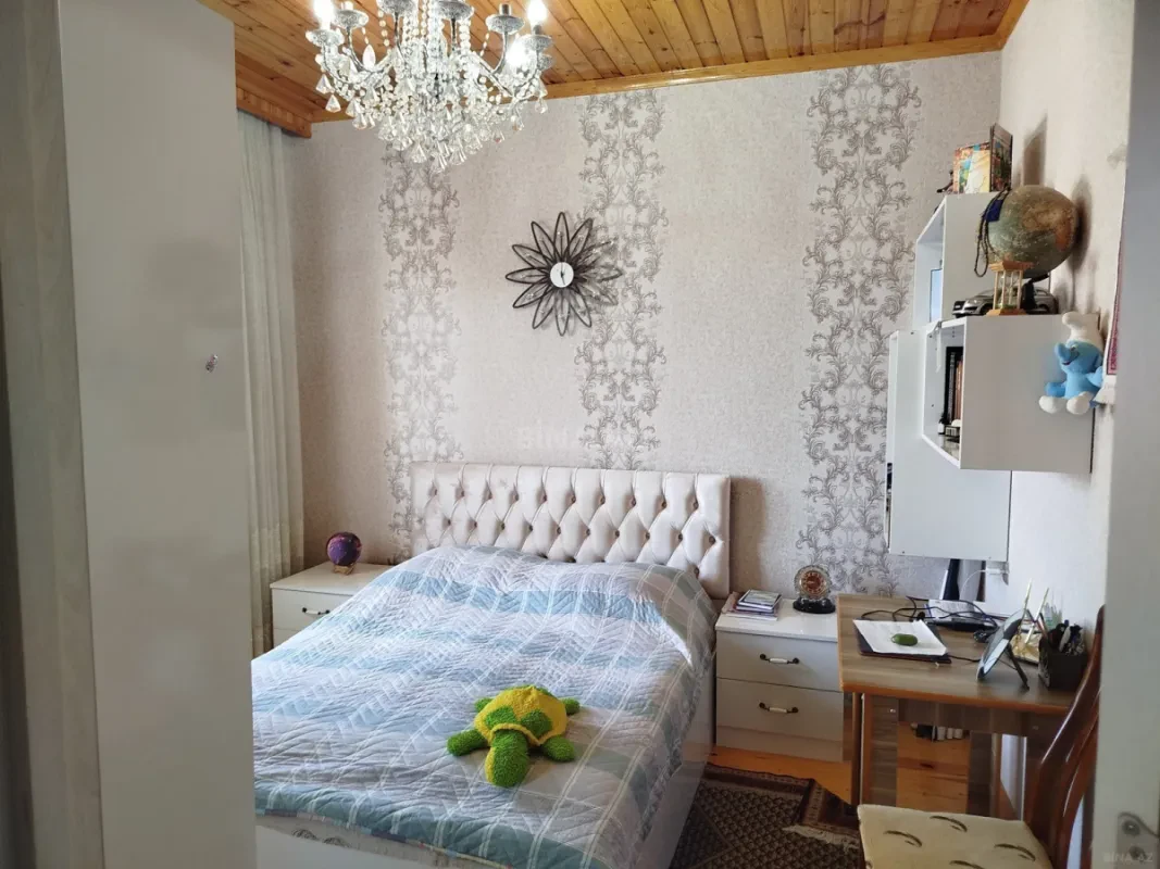 Satılır 6 otaqlı həyət evi 160 m²