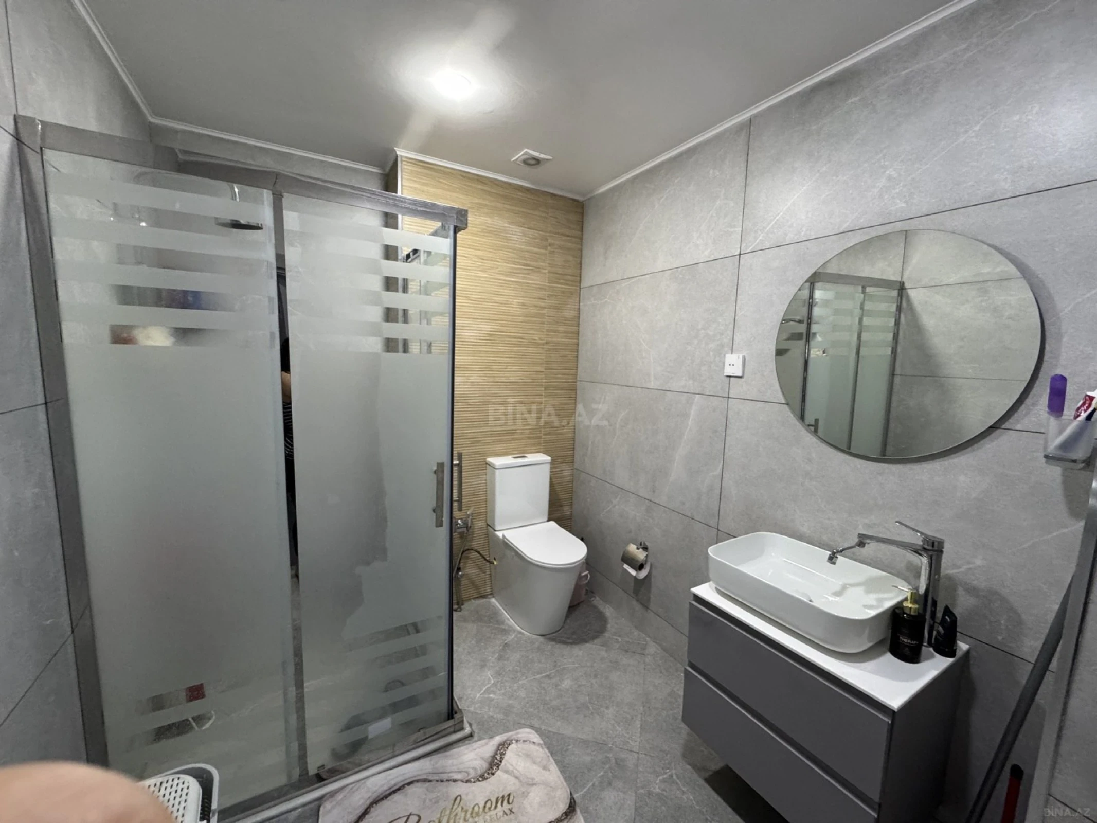 Satılır 2 otaqlı mənzil 67 m²