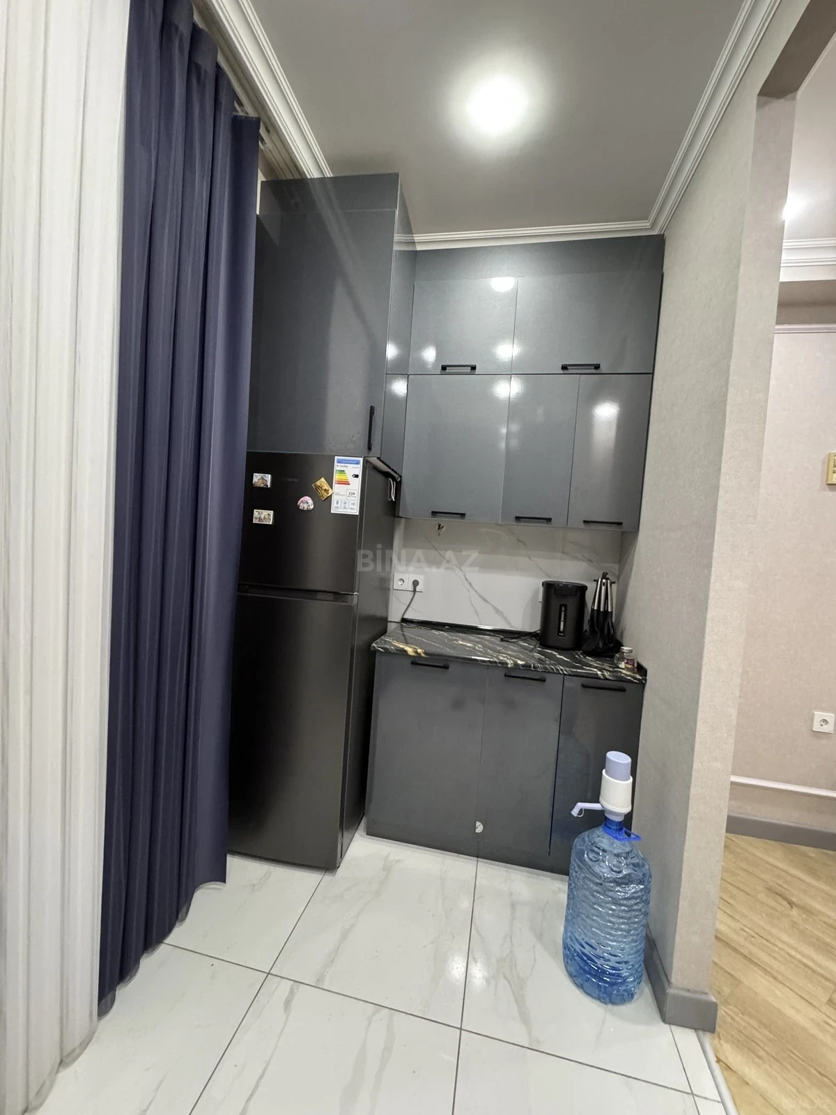 Satılır 2 otaqlı mənzil 67 m²