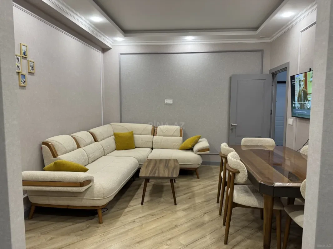 Satılır 2 otaqlı mənzil 67 m²