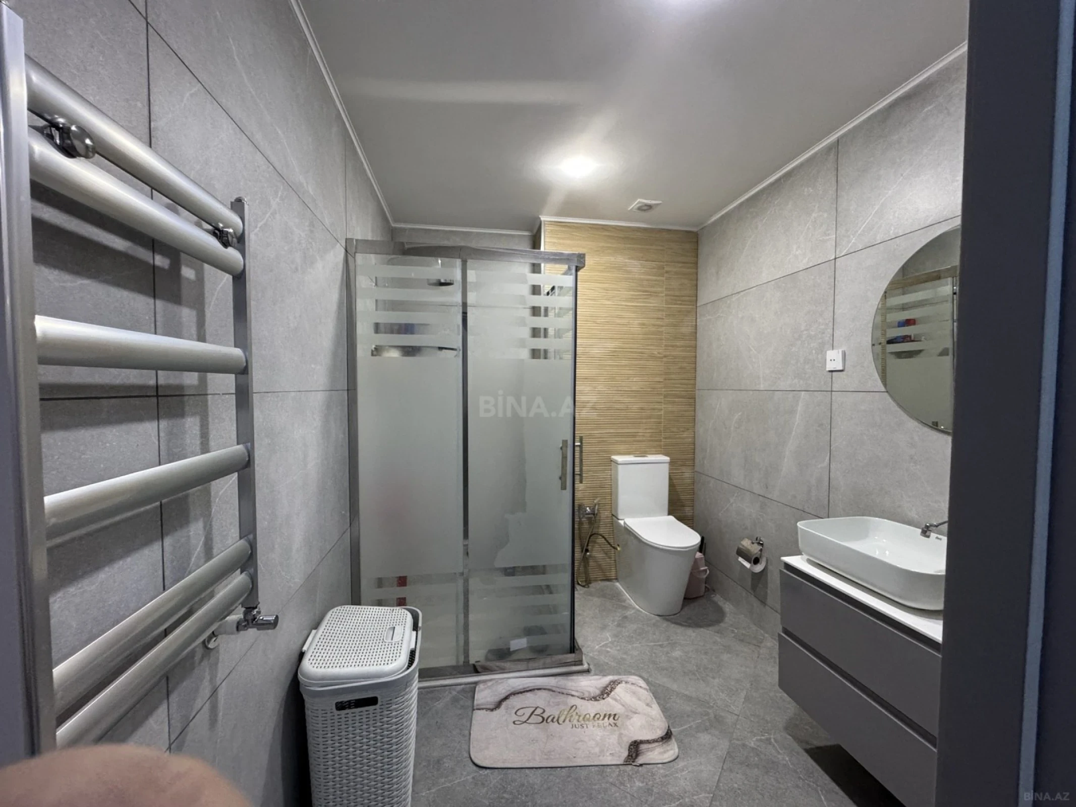 Satılır 2 otaqlı mənzil 67 m²