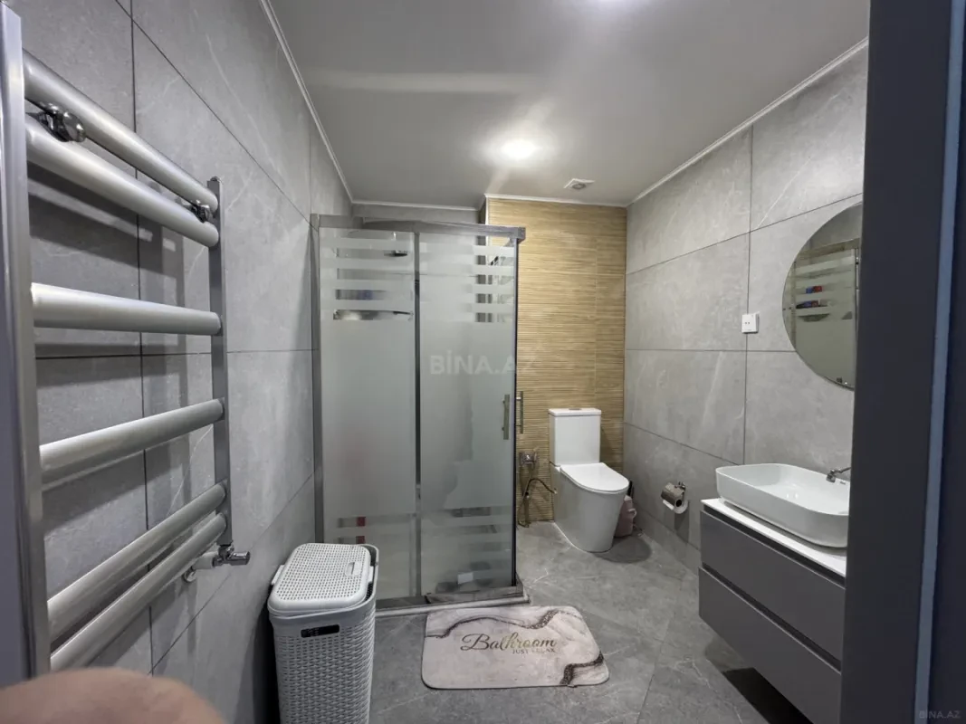 Satılır 2 otaqlı mənzil 67 m²