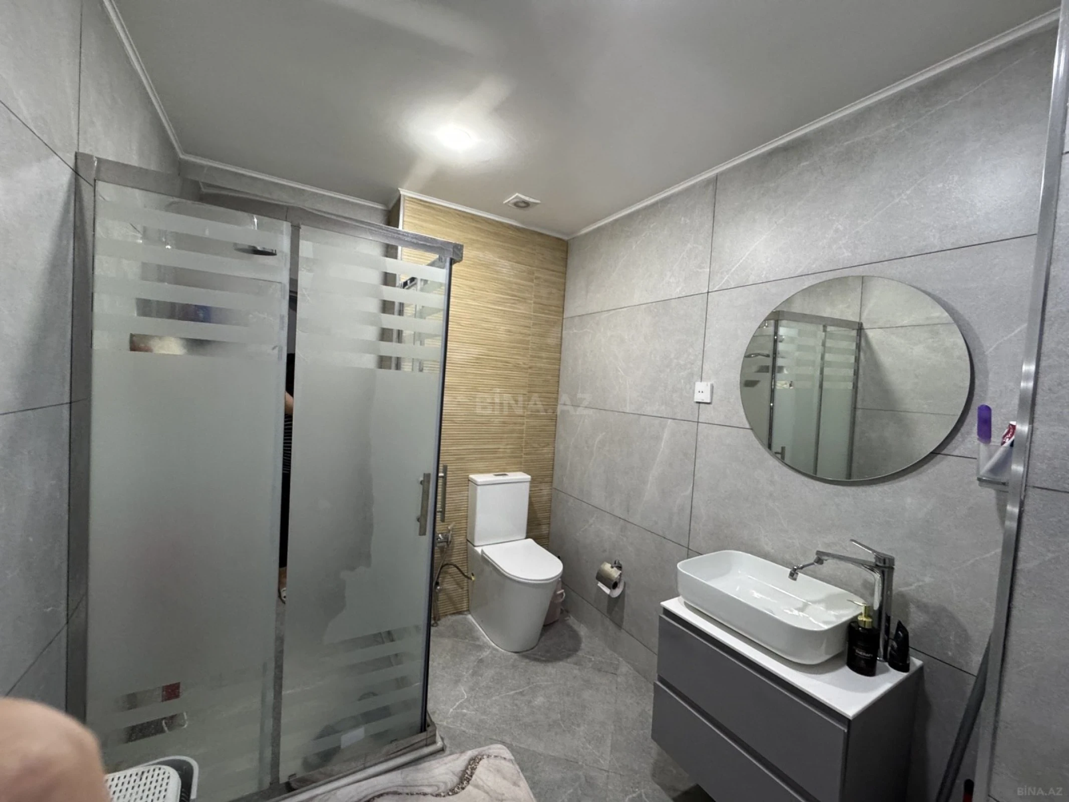 Satılır 2 otaqlı mənzil 67 m²