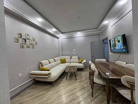 Satılır 2 otaqlı mənzil 67 m²