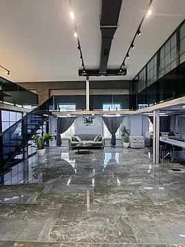 Satılır 4 otaqlı ofis 140 m²