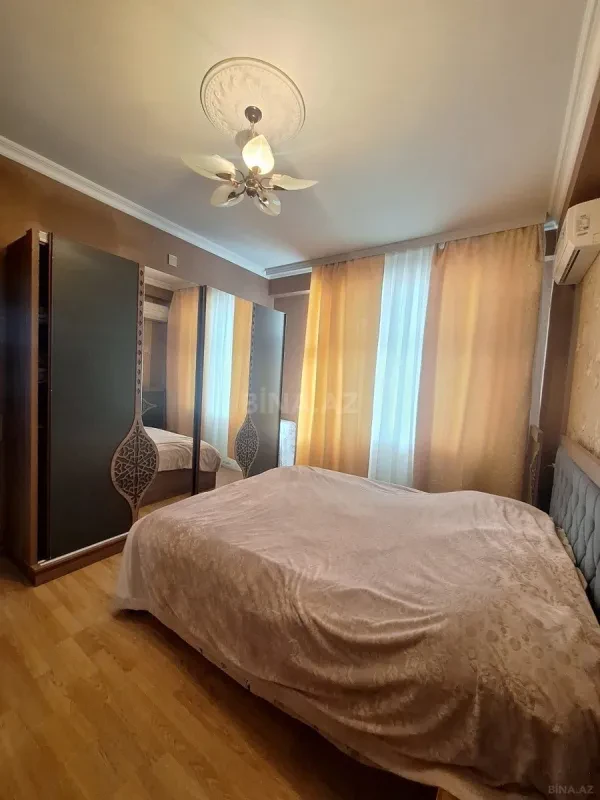 Satılır 3 otaqlı mənzil 91 m²