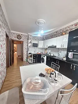 Satılır 3 otaqlı mənzil 91 m²