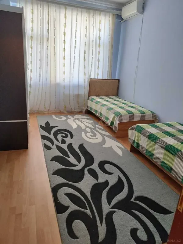 Kirayə verilir 3 otaqlı mənzil 110 m²