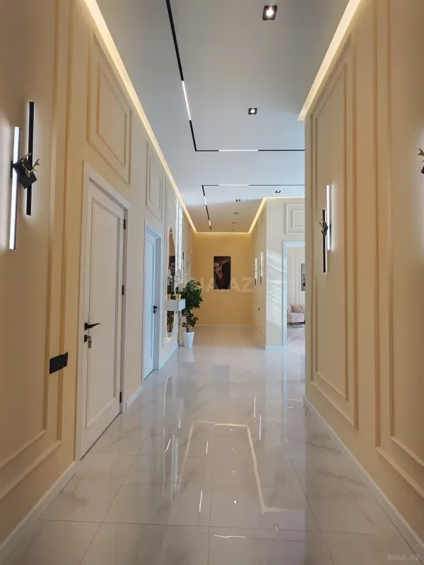 Satılır 4 otaqlı həyət evi 200 m²
