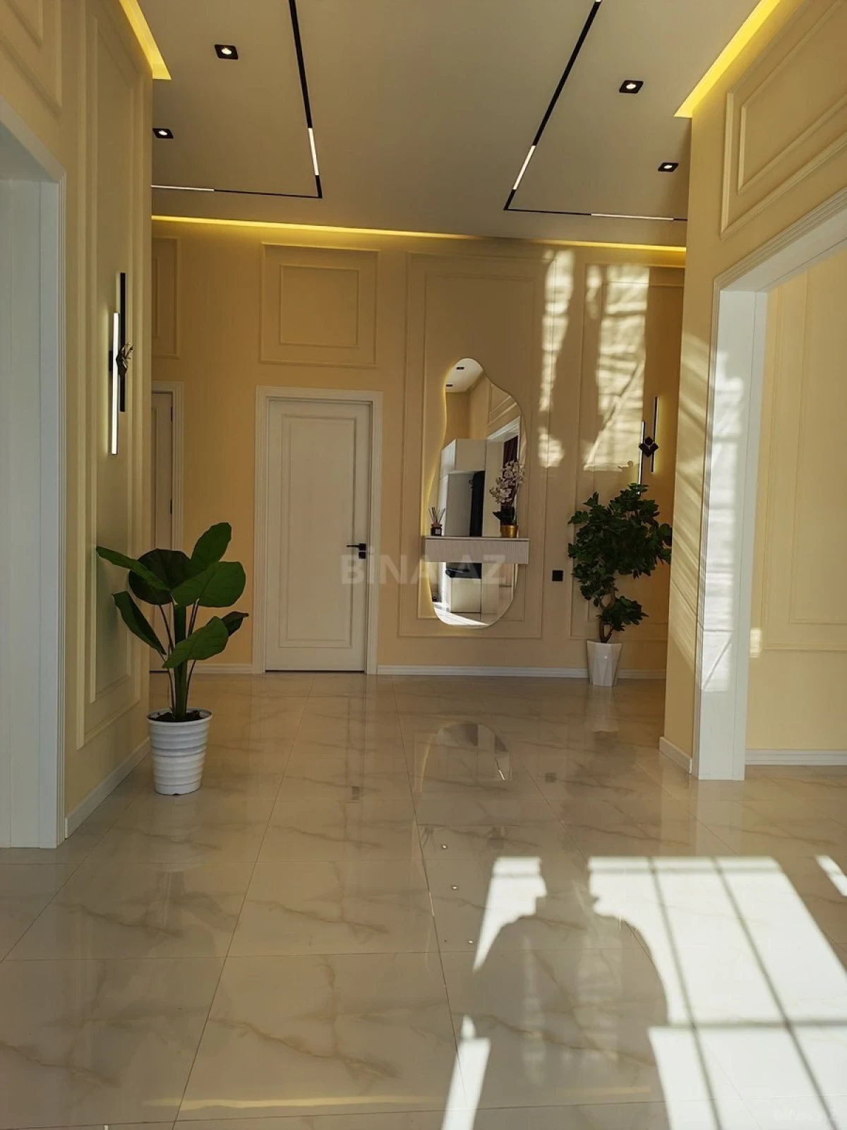 Satılır 4 otaqlı həyət evi 200 m²