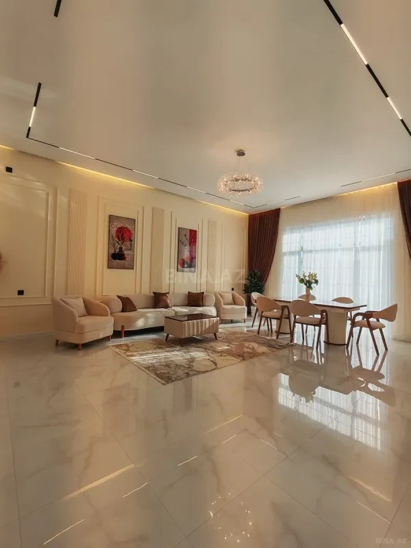 Satılır 4 otaqlı həyət evi 200 m²