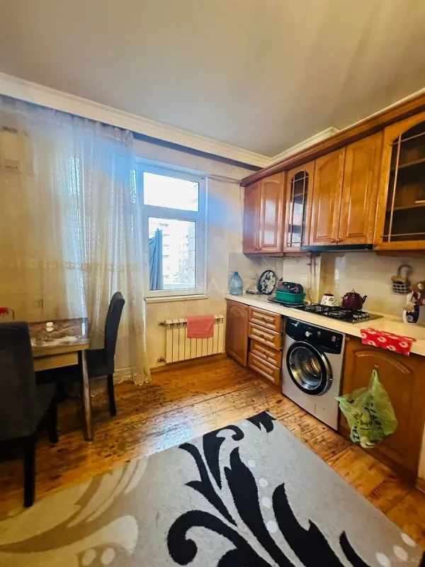 Satılır 2 otaqlı mənzil 55 m²