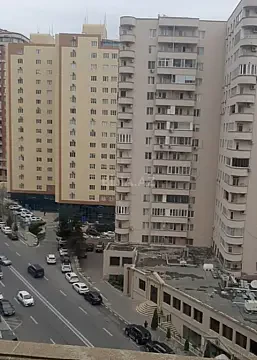 Kirayə verilir 3 otaqlı mənzil 108 m² — Bakı 3 otaq 108.00 m²