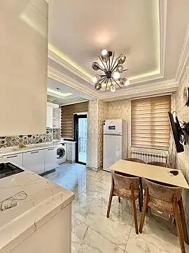 Satılır 2 otaqlı mənzil 79 m²