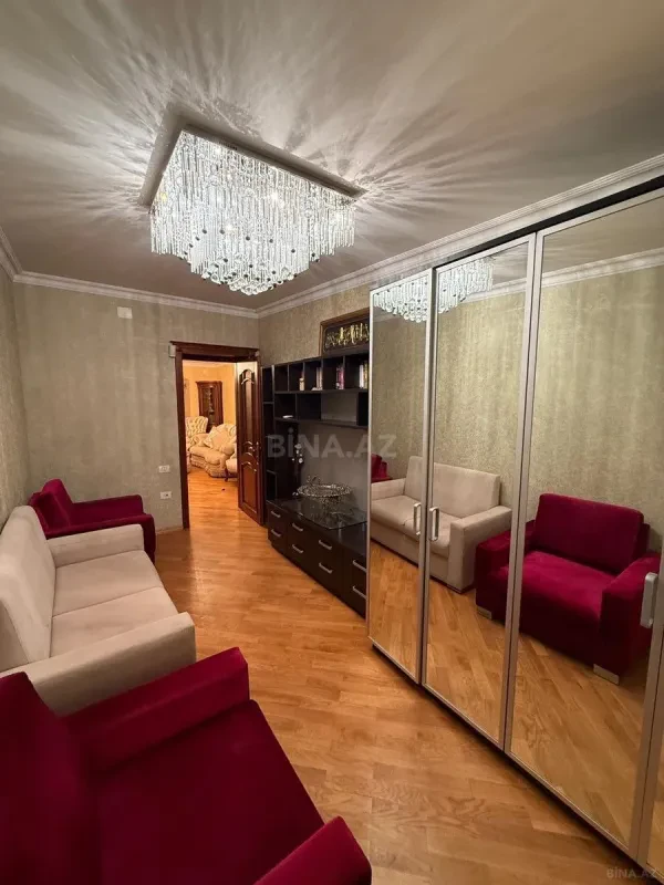 Kirayə verilir 3 otaqlı mənzil 85 m²