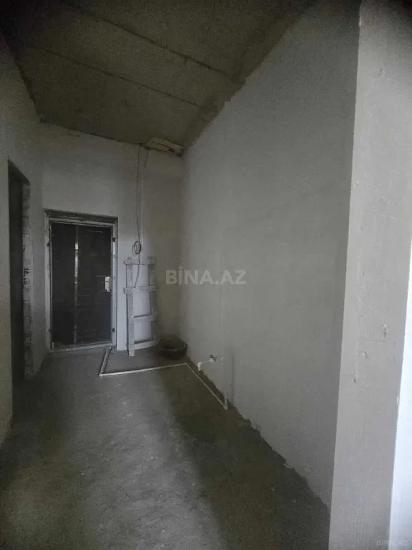 Satılır 2 otaqlı mənzil 72 m²