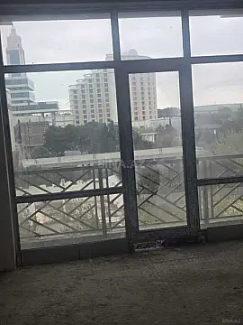 Satılır 2 otaqlı mənzil 72 m²