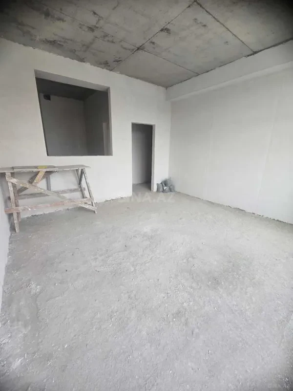 Satılır 2 otaqlı mənzil 72 m²