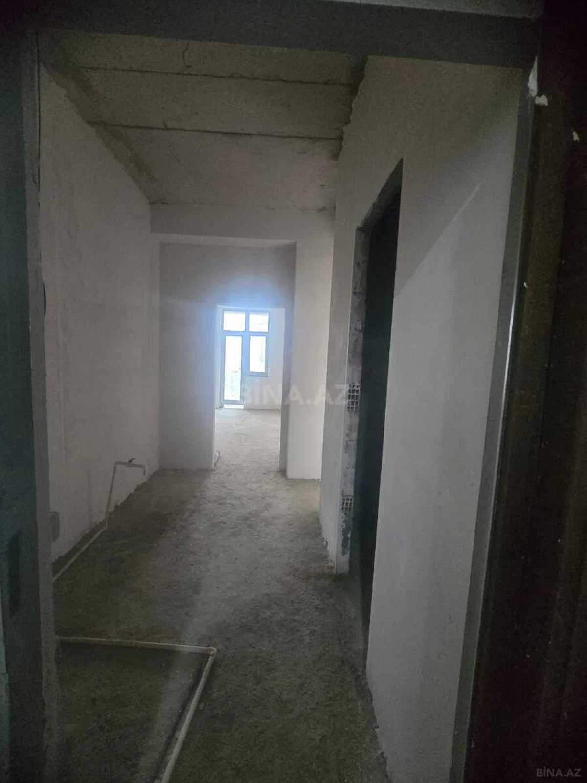 Satılır 2 otaqlı mənzil 72 m²