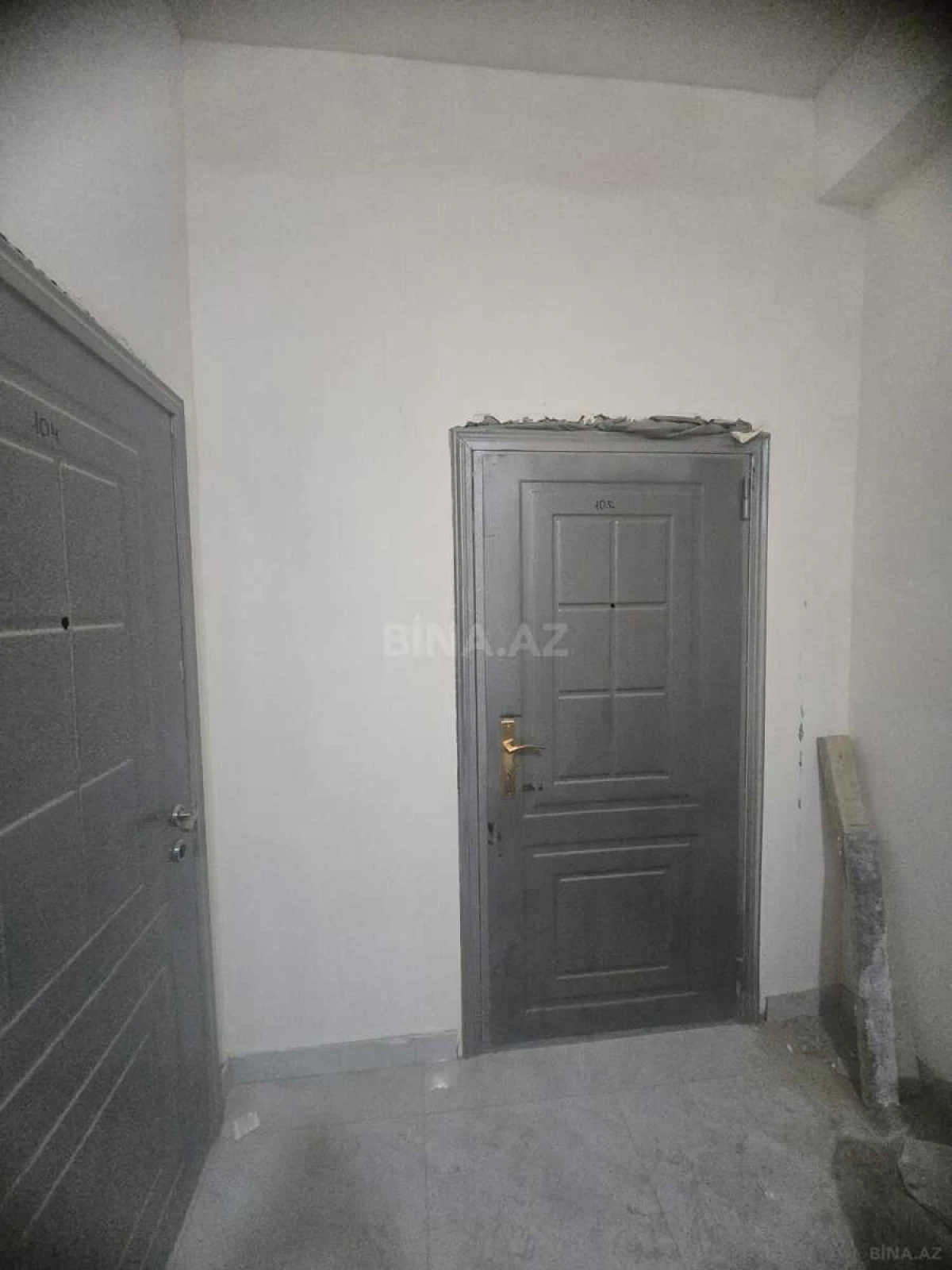 Satılır 2 otaqlı mənzil 72 m²