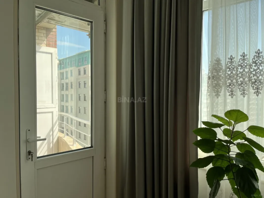 Satılır 3 otaqlı mənzil 96 m²