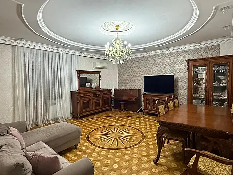 Satılır 3 otaqlı mənzil 105 m² — Bakı, 8-ci kilometr 3 otaq 105.00 m²